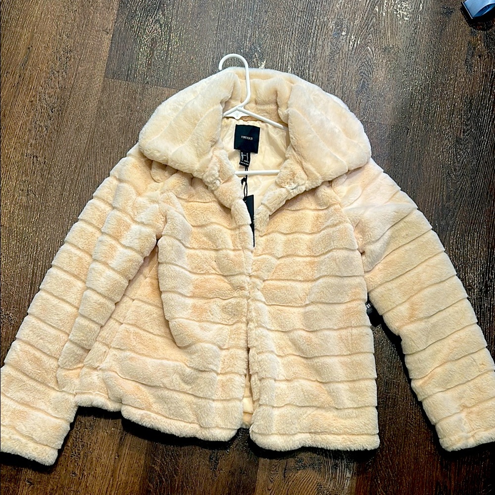 Women's Cream Faux Fur Jacket